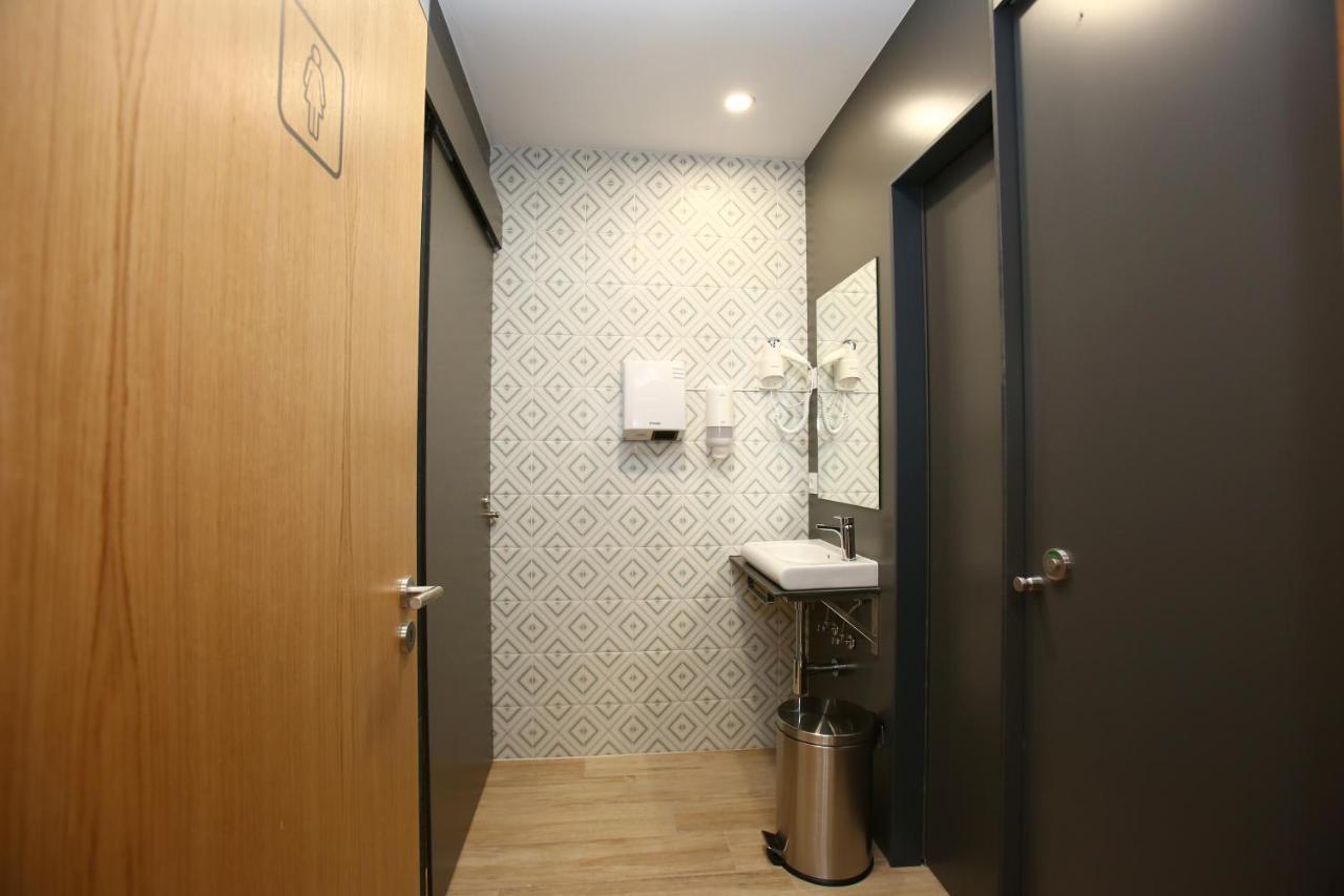 Dpaso Urban Hostel Pontevedra Exteriör bild