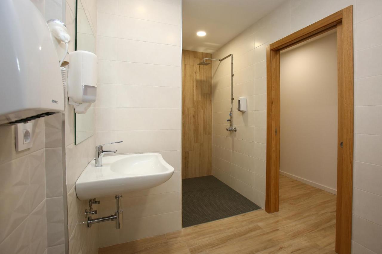 Dpaso Urban Hostel Pontevedra Exteriör bild
